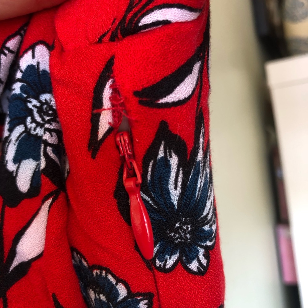 Minkpink Terrace Red Floral Mini Dress XS - Picture 7 of 10